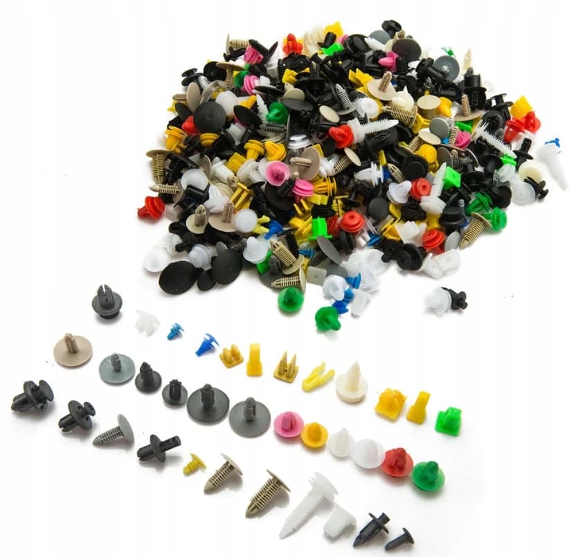 SPINKI DO TAPICERKI 500szt.